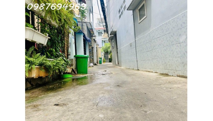 QUẬN 7, TRẦN XUÂN SOẠN - NGANG LỚN 4.6M. NHÀ 2 TẦNG - 2 MẶT HẺM TRƯỚC - SAU - DIỆN TÍCH 53M2 - CHỈ NHỈNH 4 TỶ